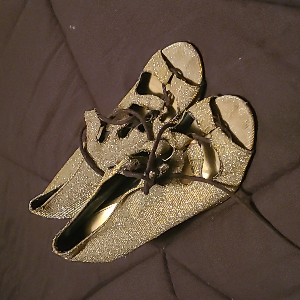 Fioni Night shoes size 5 silver